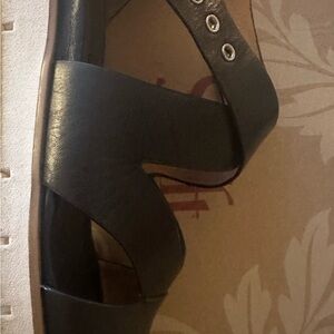 Sofft Black Women's Sandals